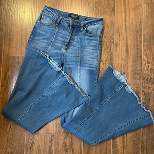 Judy Blue flared jeans. Size 7